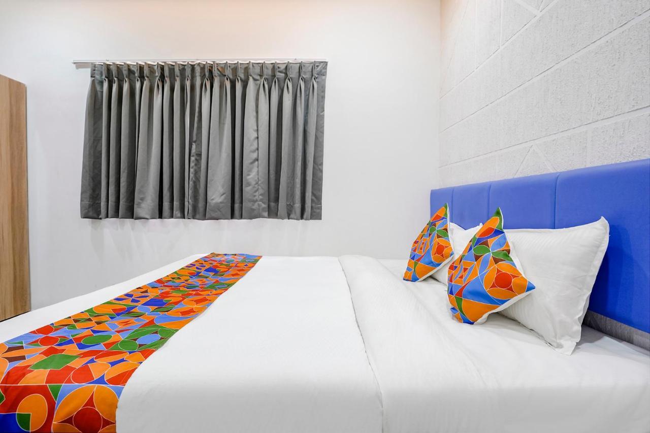 Fabhotel Vrundavan, Athwa Bhatha 외부 사진