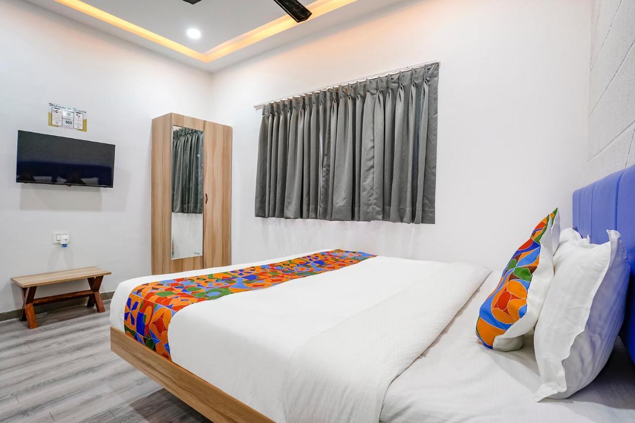 Fabhotel Vrundavan, Athwa Bhatha 외부 사진